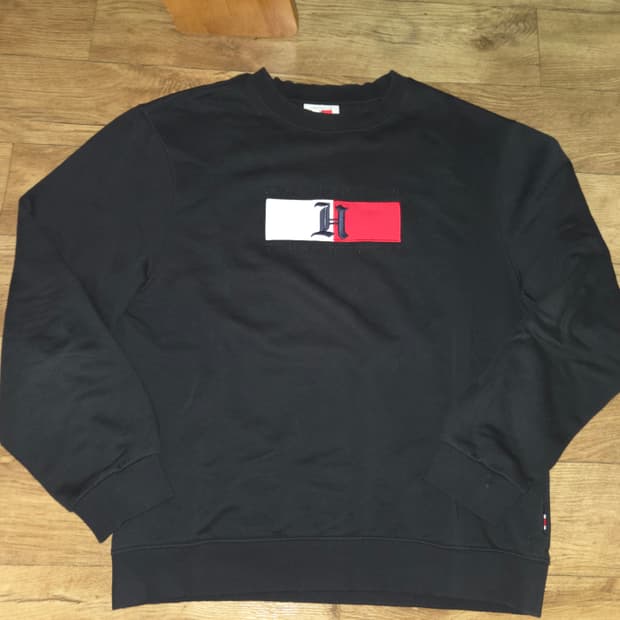 [정품 타미힐피거X루이스해밀턴 맨투맨