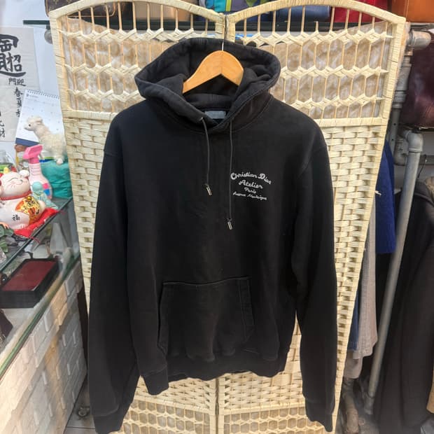 100-105 정품 디올 아뜰리에 후드 팝니다