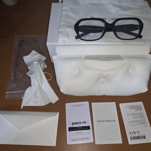 젠틀 몬스터 x 메종 마르지엘라 MM212 블랙 클리어