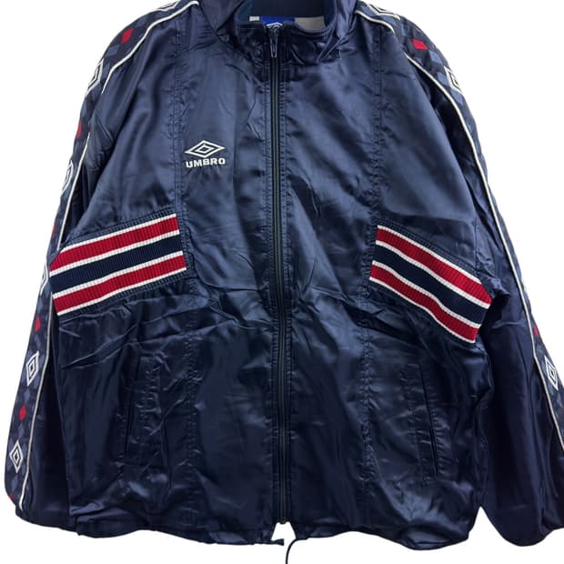 엄브로 데상트 올드스쿨 바람막이1412