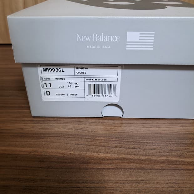 뉴발란스 993 그레이 290사이즈 팝니다.