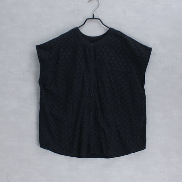 SEASON REASON by Lin.&Red cotton top