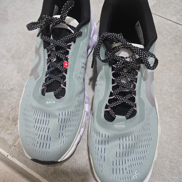 온러닝 클라우드 몬스터2 280사이즈 민트