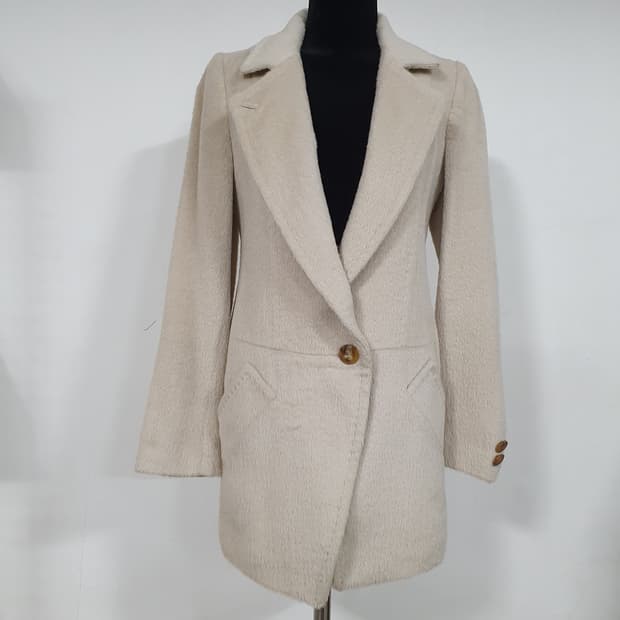 (85) 에스 솔레지아 알파카 100% 베이지 재킷