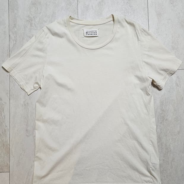 [L]마르지엘라 크림 반팔 티셔츠