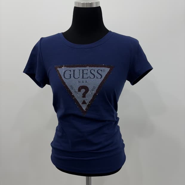  Guess Y2K 슬림핏 반팔티 