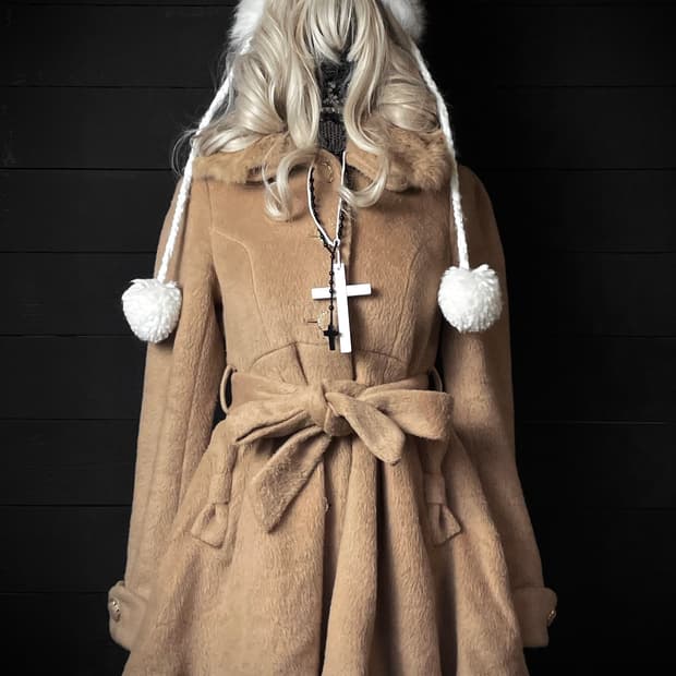 INGNI 잉그니 라떼갸루 베이지 리본 코트