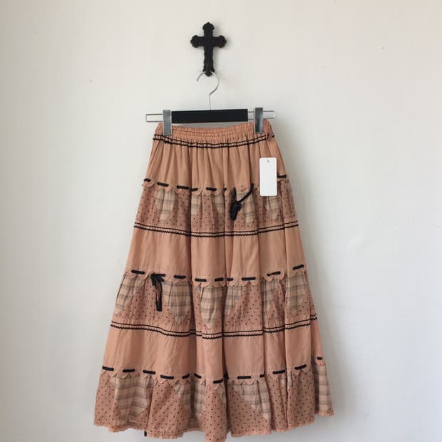 Patch work pattern layer skirt