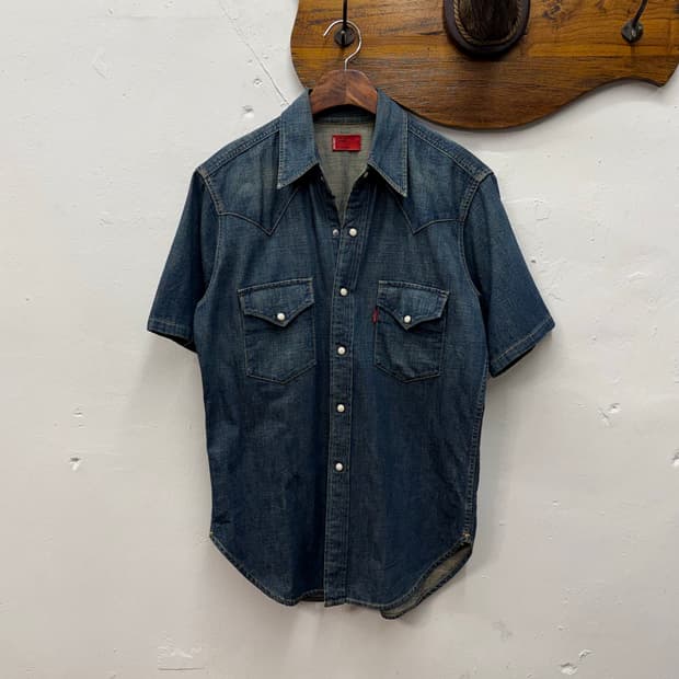 Levi's Short Sleeve Denim Western Shirt