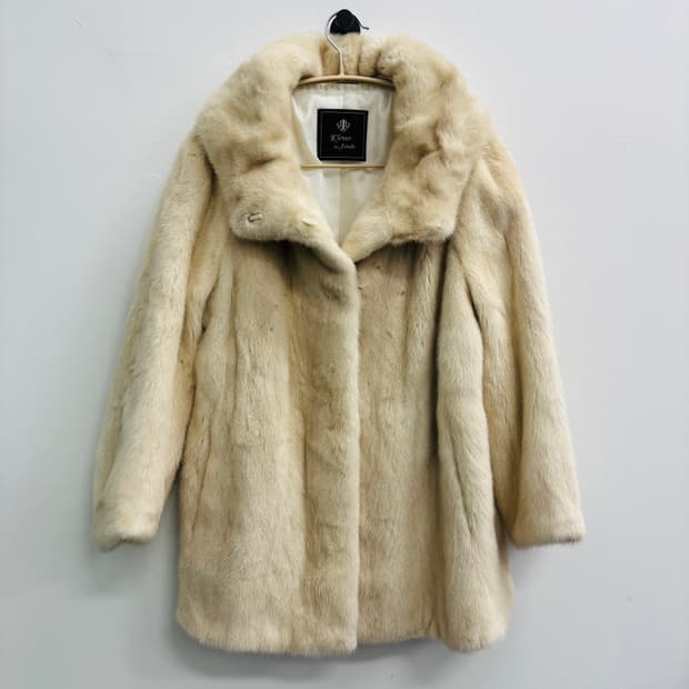 Klever by Jindo 끌레베 & 진도 천연 밍크 하프 코트