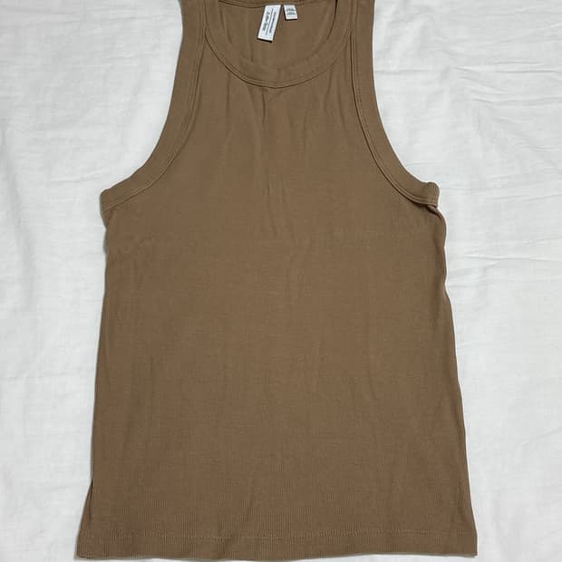 앤아더스토리즈 브라운 나시