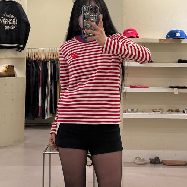 꼼데가르송 레드 하트 와펜 스트라이프 롱슬리브 U1455