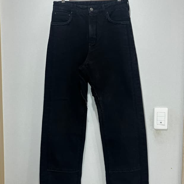 택포/A급) COOR 컷오프 패널드 데님 팬츠 블랙