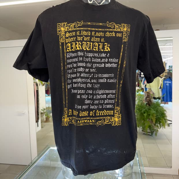 gothic lettering frame t-shirt