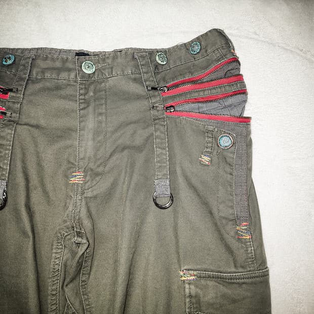 '00s BreathMINT Multi-Zip Cargo Pants