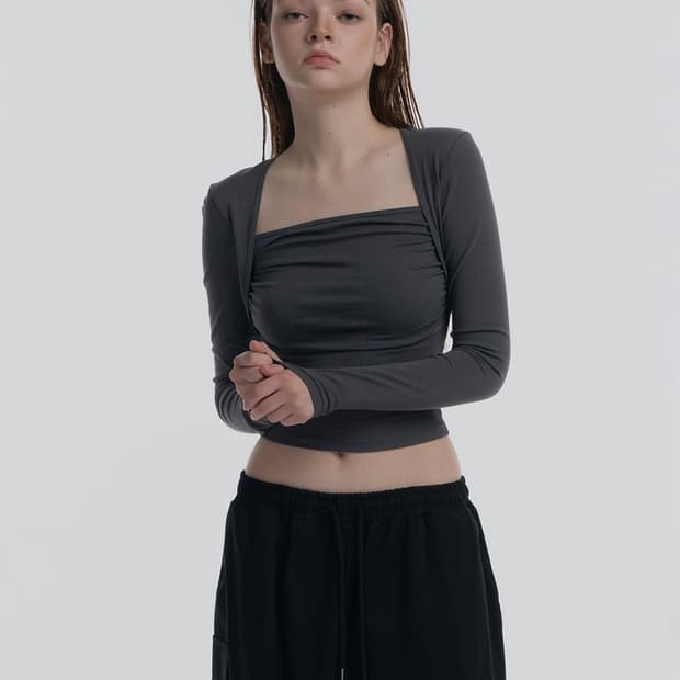 므넴(MNEM) 미니멀 볼레로 셔링 탑 Free