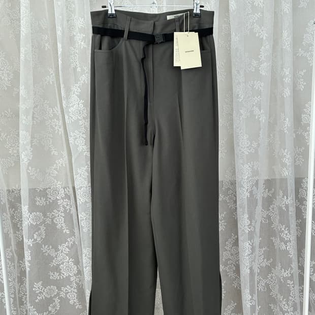 S) 새상품 노니에르 벨티드 와이드 슬랙스 카키