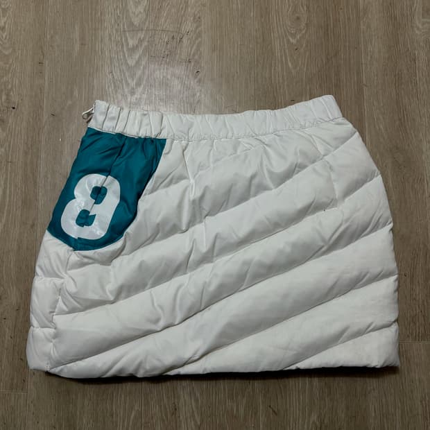 파리게이츠 여성 겨울 패딩 골프치마 0사이즈 