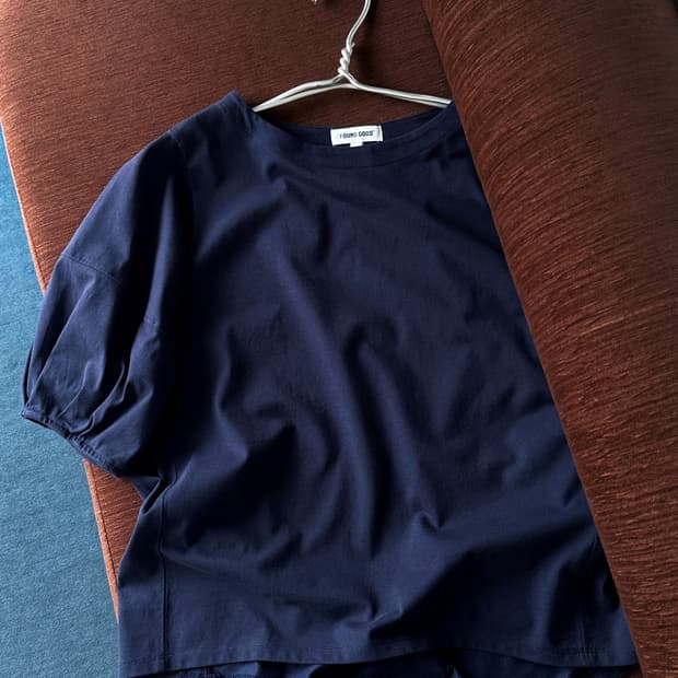 Cotton puff sleeve design pullover top