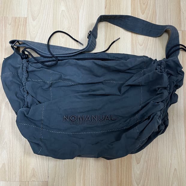 노매뉴얼 더블백