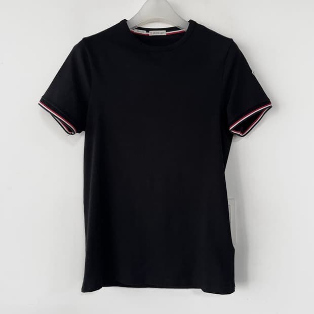 몽클레어 암 로고 반팔 티셔츠