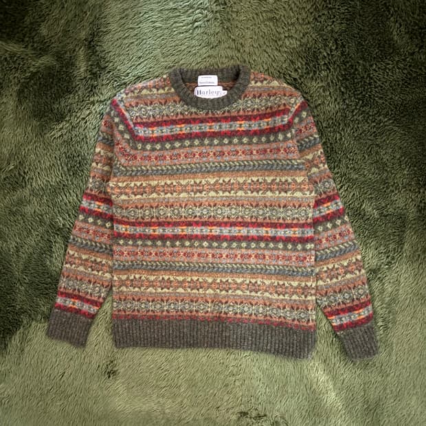 할리 오브 스코틀랜드 헨리 코튼 별주 페어 아일 심리스 니트