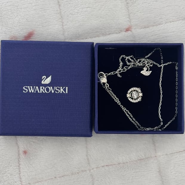 스와로브스키 스파클링댄스 목걸이