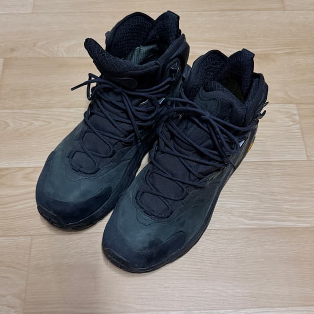 Hoka Kaha 2 Gore-Tex