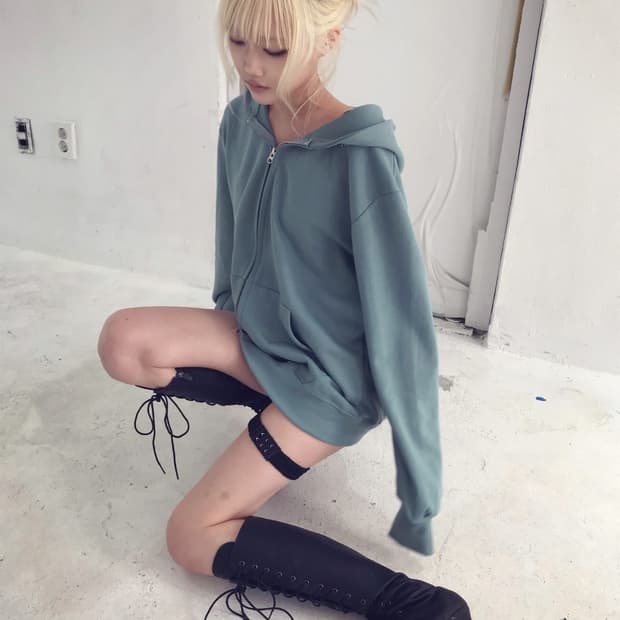 kyoiii soft mint zip hoodie