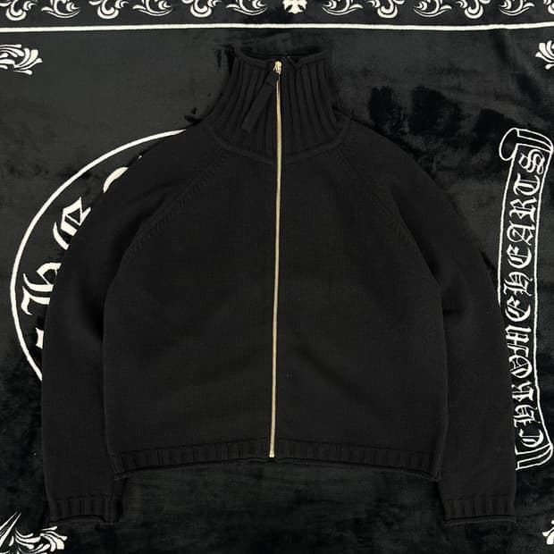 마뗑킴 백로고 하이넥 니트 집업 (m)