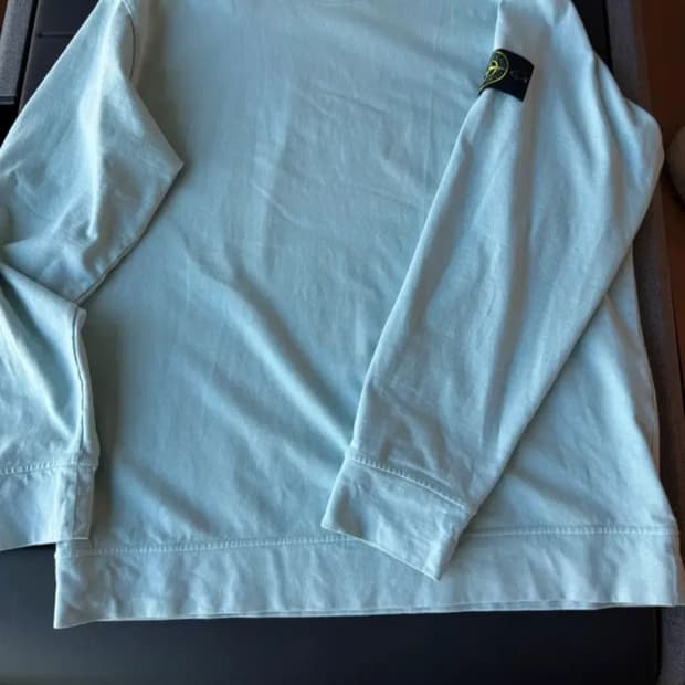 스톤아일랜드 맨투맨