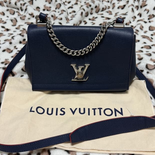 루이비통 락미2 BB 크로스백