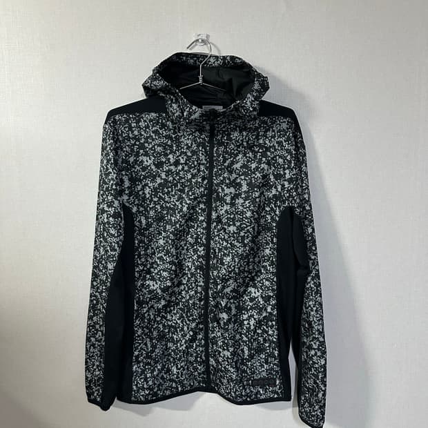 오클리 바람막이