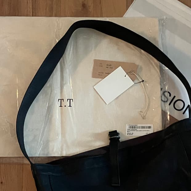 타이가 타카하시 / 뉴스보이 백 / S