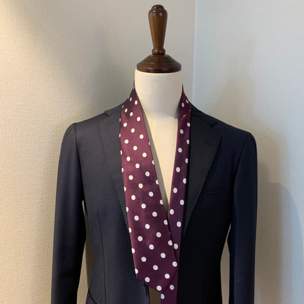 유나이티드 애로우즈 도트넥타이 100실크 최상급 A+등급 8.3cm