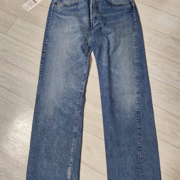 LVC 55501 0099 도르닉 32 x 32