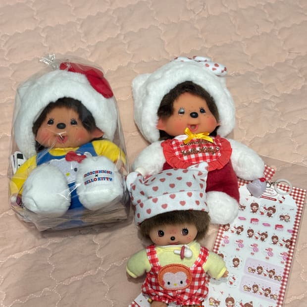 헬로키티x몬치치 세트