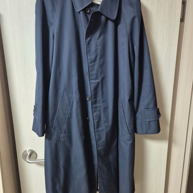 아쿠아스큐텀 네이비 트렌치 코트 레글런코트  싱글코트 M