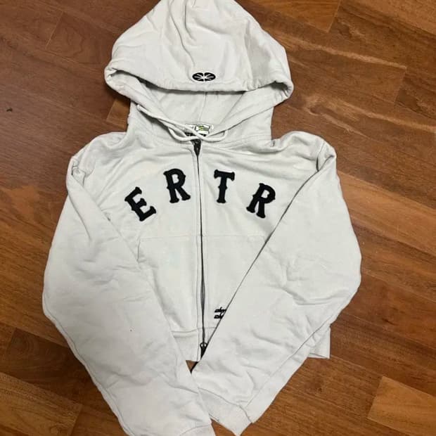 Ertr 크롭 후드집업