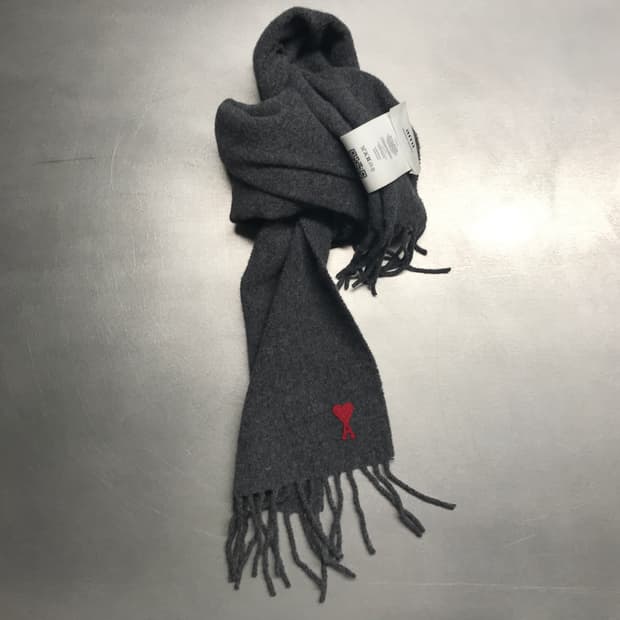 AMI 아미 로고 머플러 그레이