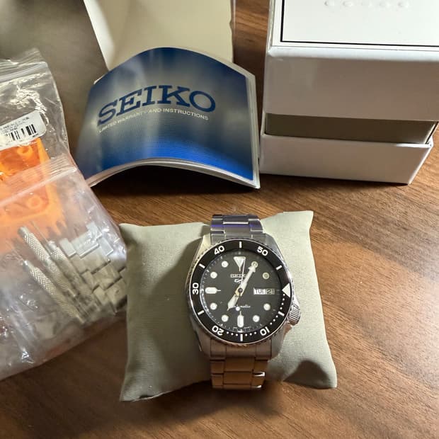 세이코 오토매틱 블랙 다이버 시계 38mm SRPK29K1