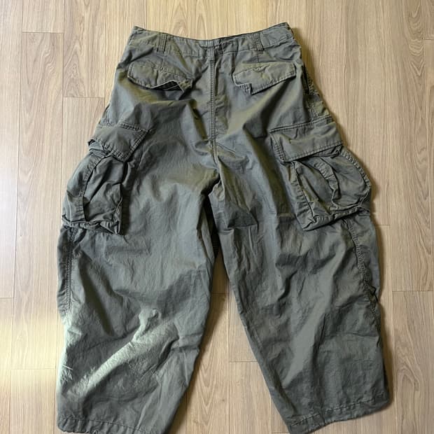 니들스 NS236 HD BDU 와이드 카고 팬츠 올리브컬러