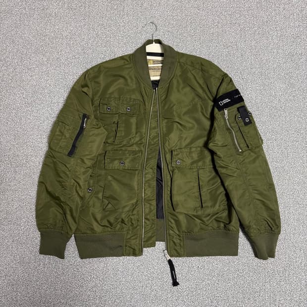 네셔널지오그래픽 유틸리티 자켓 카키 XL 항공 점퍼