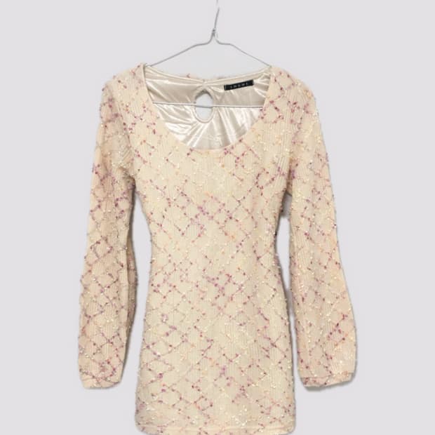 INGNI 잉그니 히메갸루 리본 아이보리 펀칭 니트 원피스