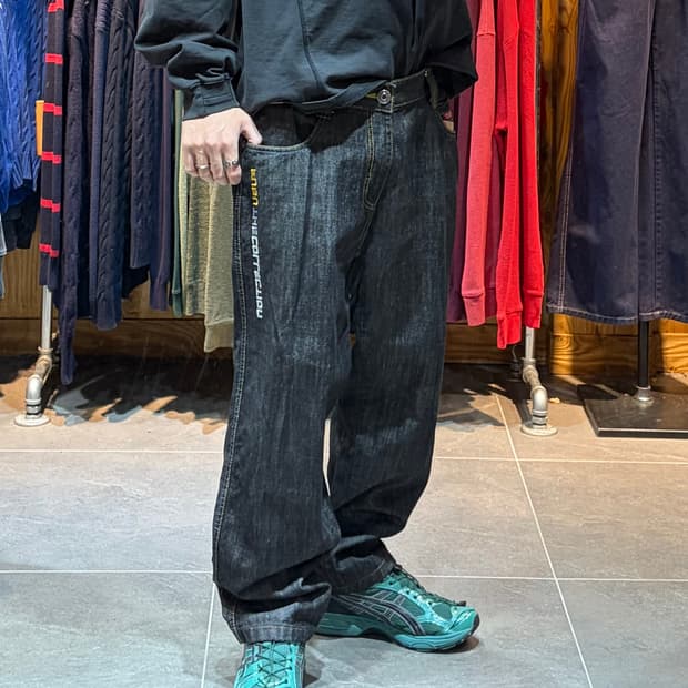 36in FUBU 푸부 시티그래픽 옐로우 스티치 흑청 팬츠