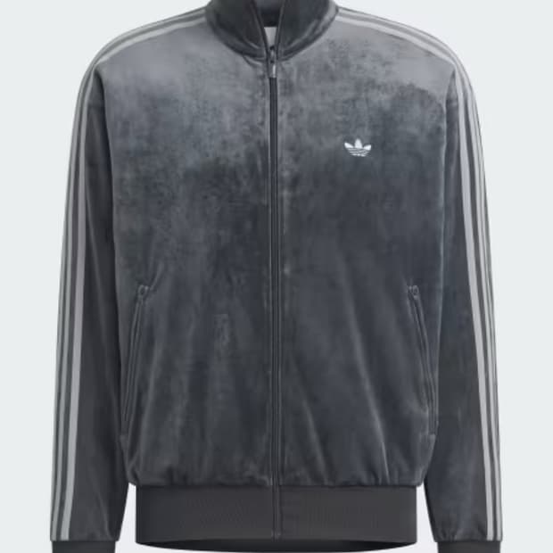 아디다스 차콜 벨벳 트랙탑 집업 