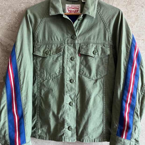 리바이스 올리브 여성 야상 자켓