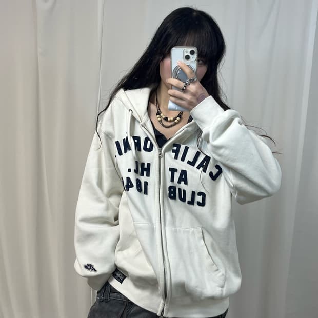 Who.A.U White 2way Hood Zip-up