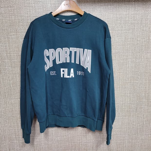 S 95사이즈 휠라 맨투맨