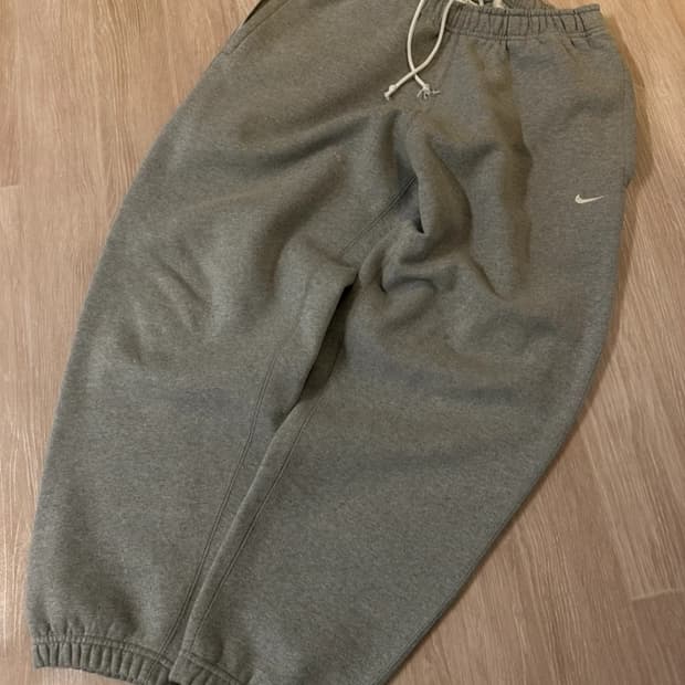나이키 회색 트레이닝 바지